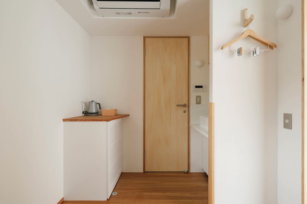 ベーシック ダブルルーム 客室1 | NANUKA HOTEL