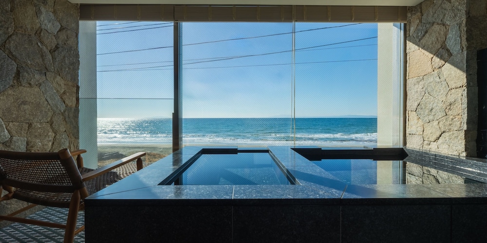 ヴィラ ペットとの宿泊可 オーシャンビュー バスルーム2 | UMITO VILLA 鎌倉 材木座