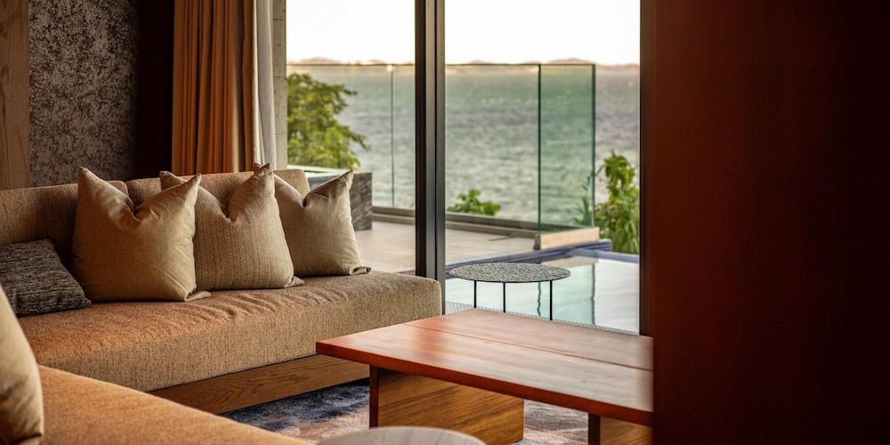 2ベッドルームスイート プライベートプールオーシャンビュー 温泉あり 禁煙 客室2 | UMITO 熱海別邸