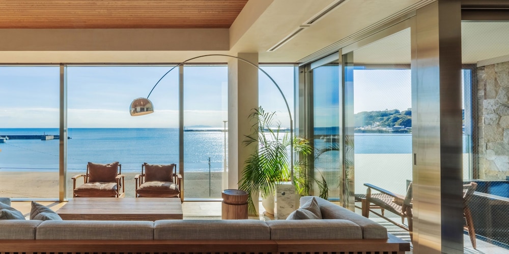 スイート 2 ベッドルーム オーシャンビュー 2階 禁煙 客室13 | UMITO 鎌倉 腰越