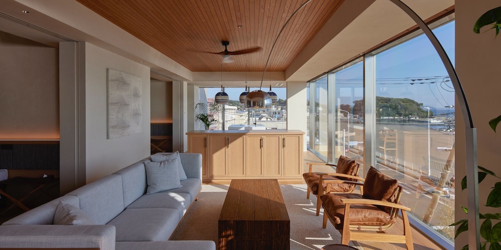 スイート 2 ベッドルーム オーシャンビュー 2階 禁煙 客室4 | UMITO 鎌倉 腰越