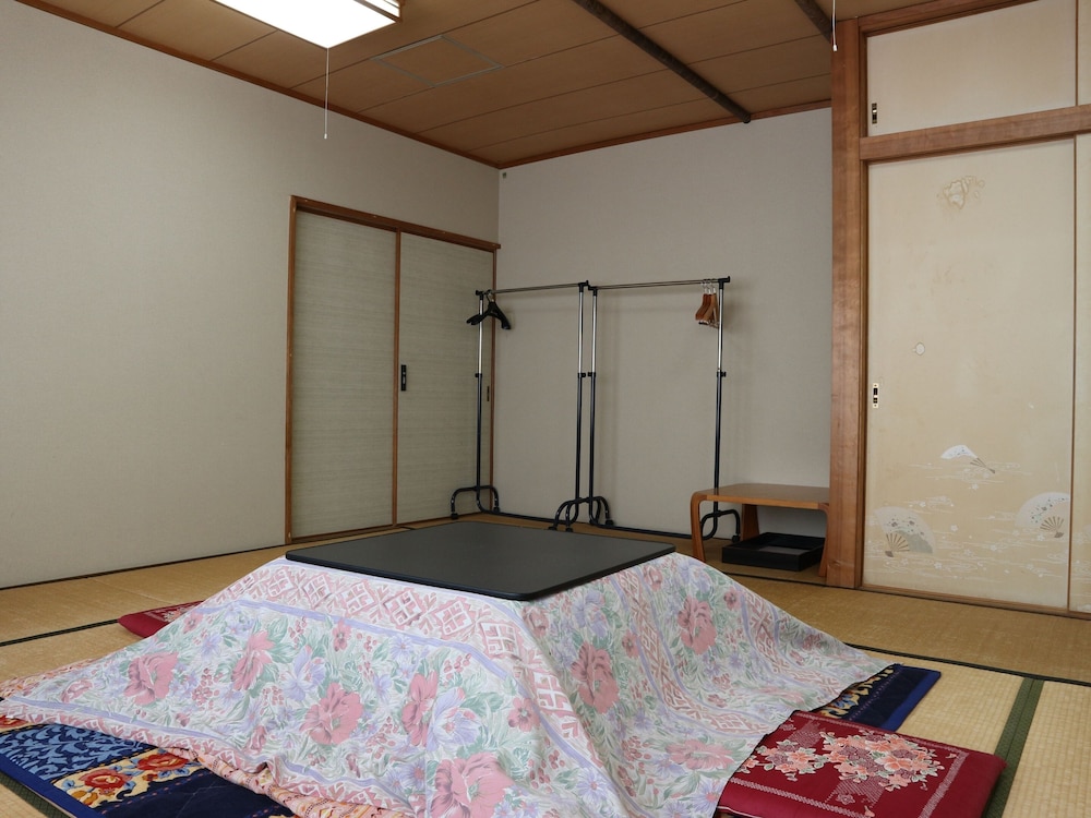 ベーシック ルーム 禁煙 客室2 | 赤倉温泉 エホー旅館