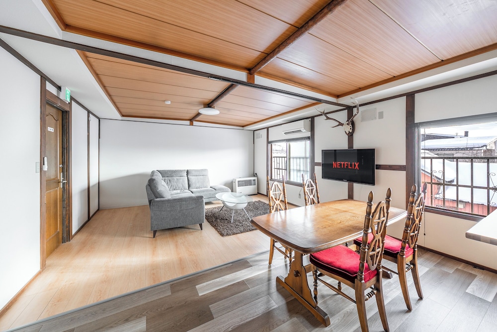 メインイメージ | KING DEER