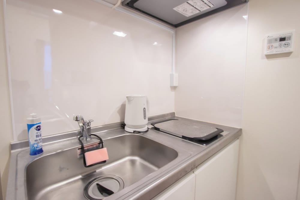 スタンダード アパートメント 専用キッチン1 | HOTEL FAMILIA Hakata East