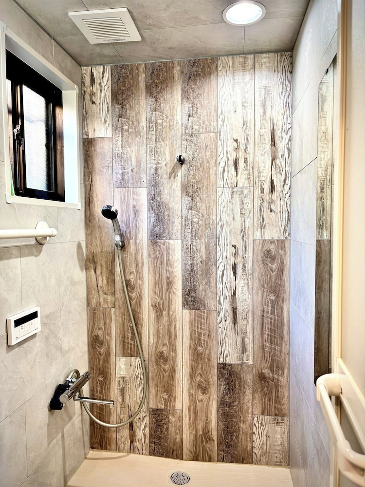 ファミリールーム 禁煙 バスルーム3 | えんの宿　Happy Inn Kyoto