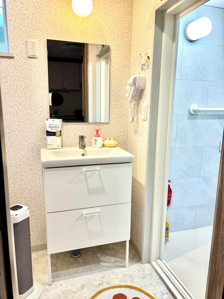 ファミリールーム 禁煙 バスルーム2 | えんの宿　Happy Inn Kyoto