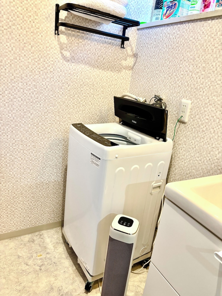 ファミリールーム 禁煙 バスルーム1 | えんの宿　Happy Inn Kyoto