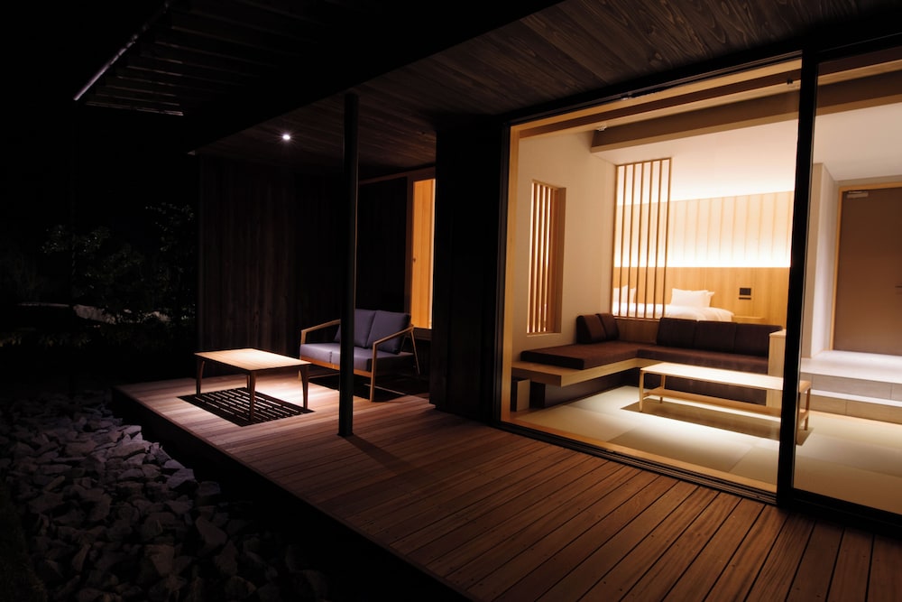 グランド スイート テラス オーシャンビュー テラス / パティオ0 | 山人-oga-