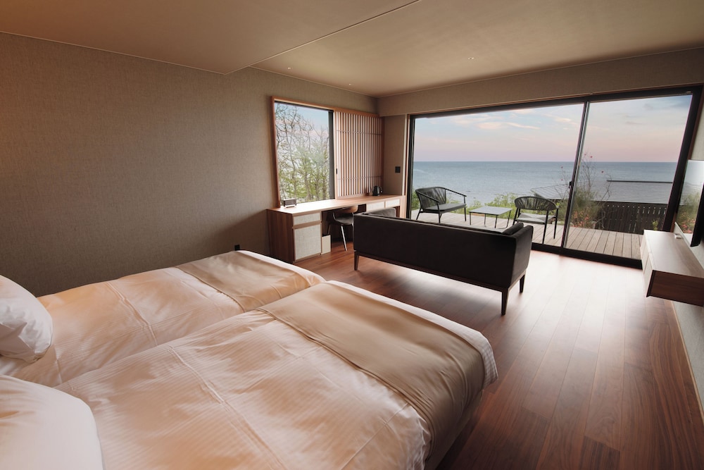 スーペリア スイート テラス 1 階 バルコニーからの眺望0 | 山人-oga-