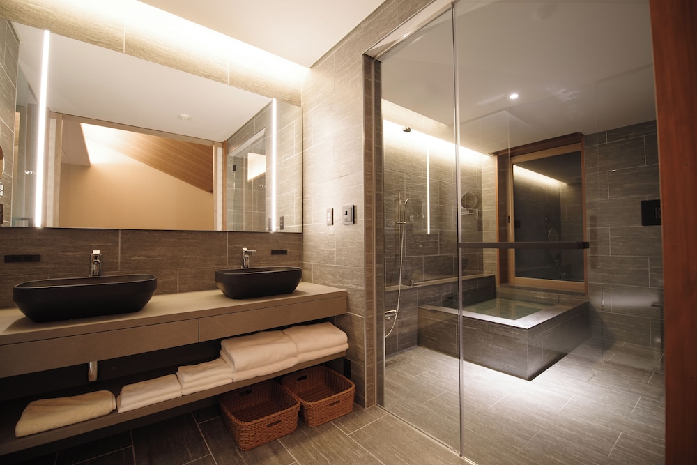 ラグジュアリー スイート テラス オーシャンビュー バスルーム0 | 山人-oga-