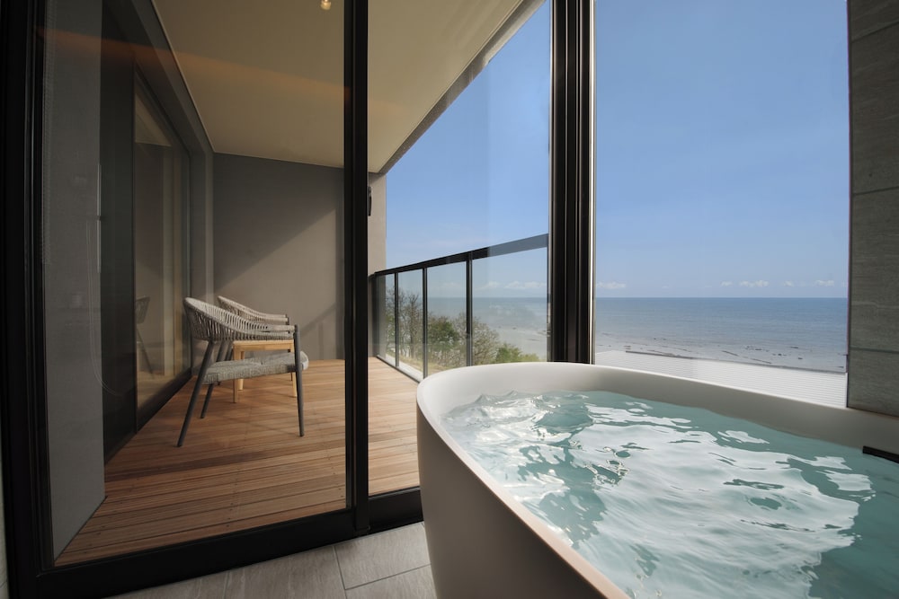 ジュニア スイート オーシャンビュー バルコニーからの眺望0 | 山人-oga-