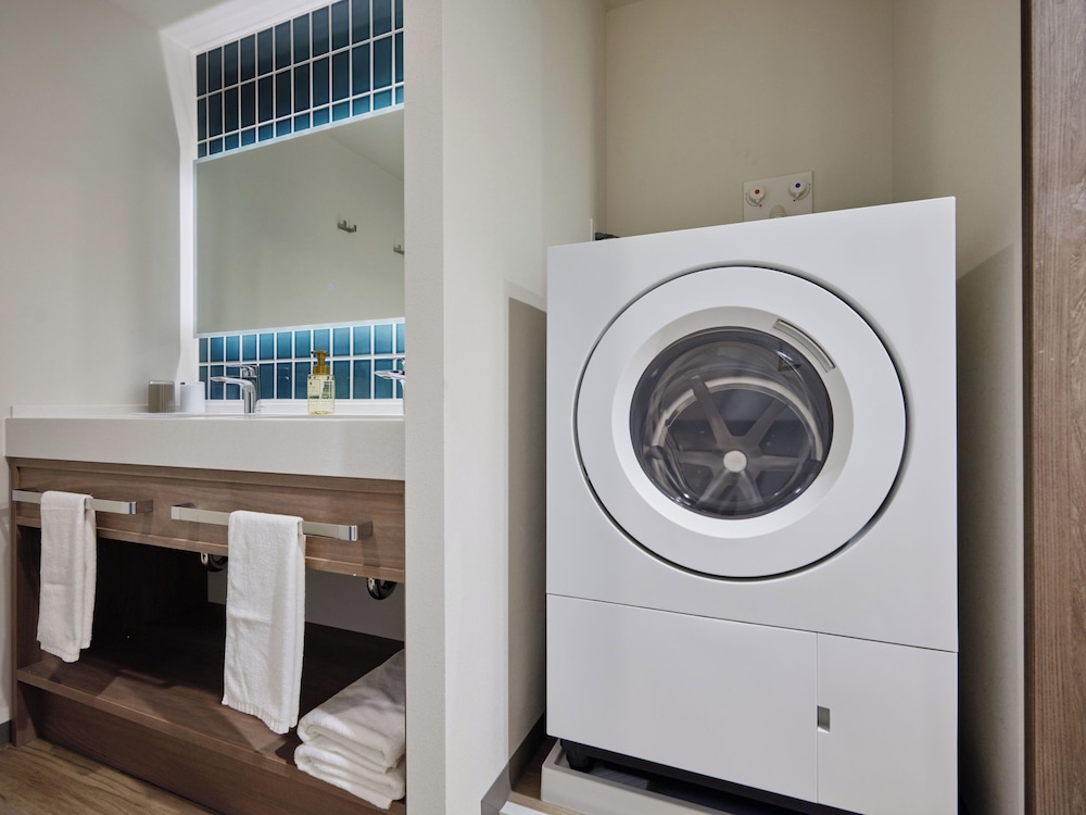 デラックスコーナースイート 禁煙 ランドリー0 | Premium hotel MONday 舞浜ビューⅠ