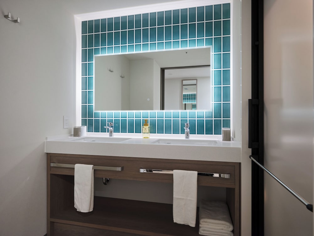 コーナースイート 禁煙 バスルーム1 | Premium hotel MONday 舞浜ビューⅠ