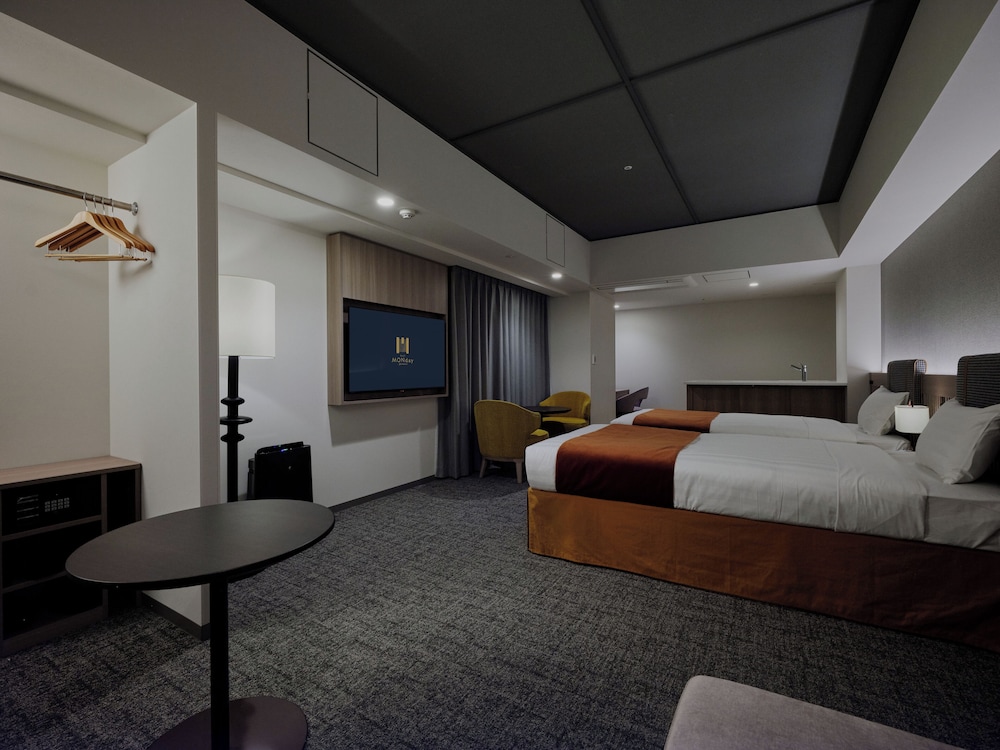 デラックスコーナースイート 禁煙 客室2 | Premium hotel MONday 舞浜ビューⅠ