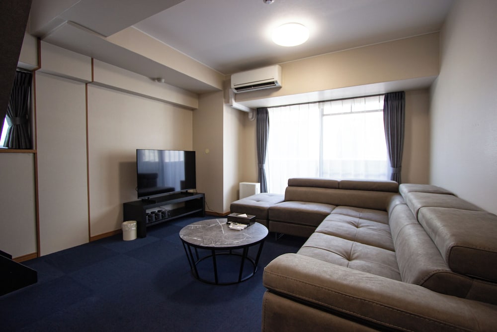 ファミリー スタジオスイート 客室1 | THE LANG HOTEL