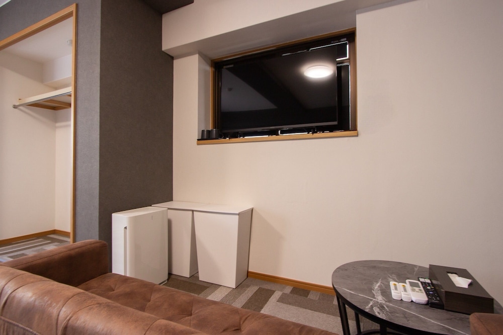 コンフォート 4 人部屋 客室7 | THE LANG HOTEL