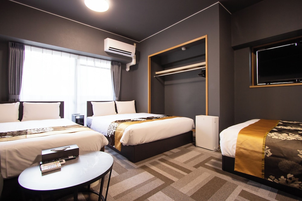 ファミリー ルーム 客室7 | THE LANG HOTEL