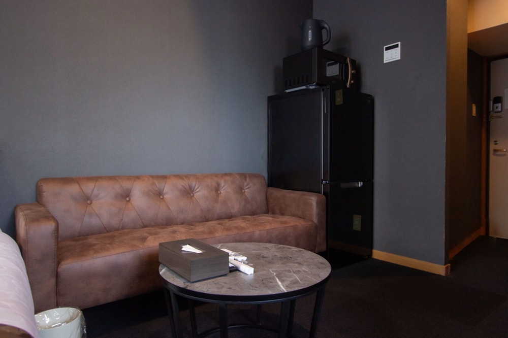 コンフォート 4 人部屋 客室1 | THE LANG HOTEL