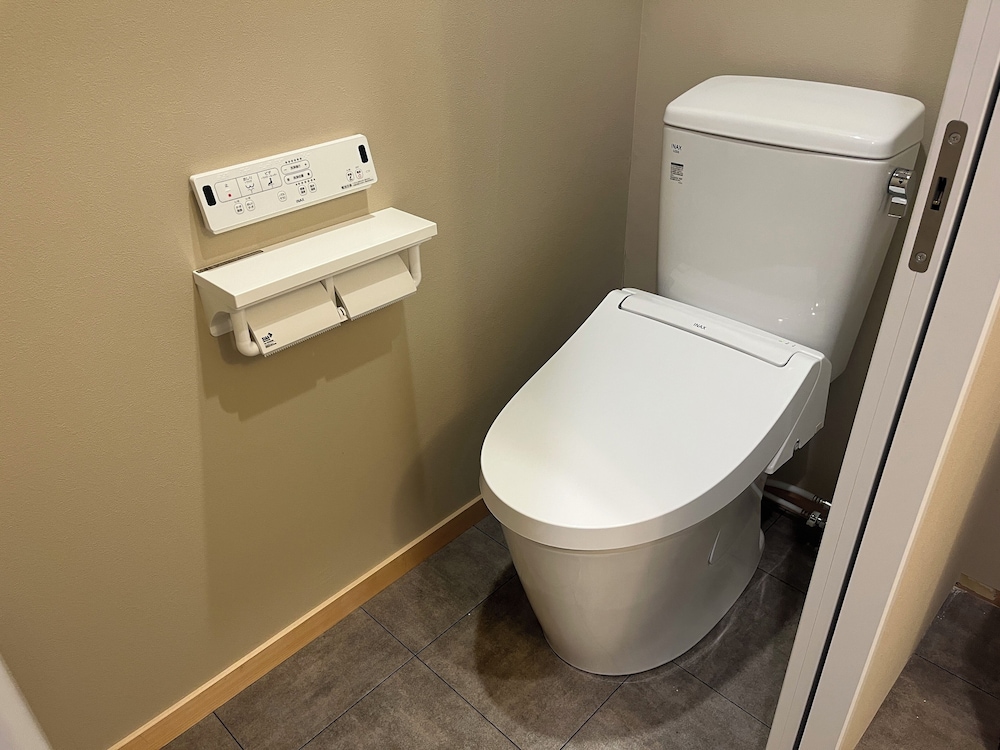 スタンダード ツインルーム 2 ベッドルーム 客室2 | NikkaHotel東郷