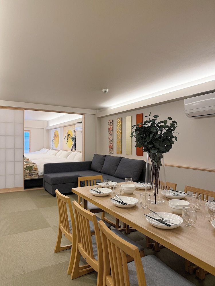 ファミリー アパートメント ダイニングルーム1 | b Hotel 宮島表参道 21