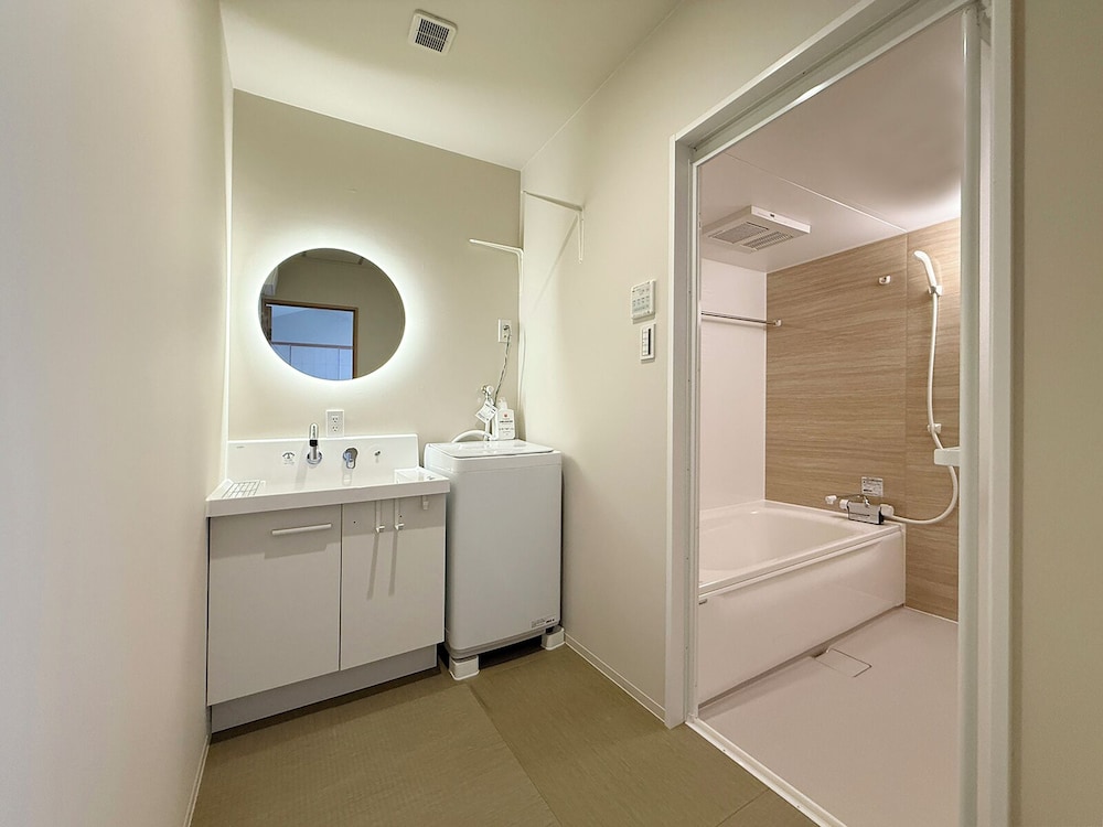 和風アパートメント バスルーム3 | b Hotel 宮島表参道 22