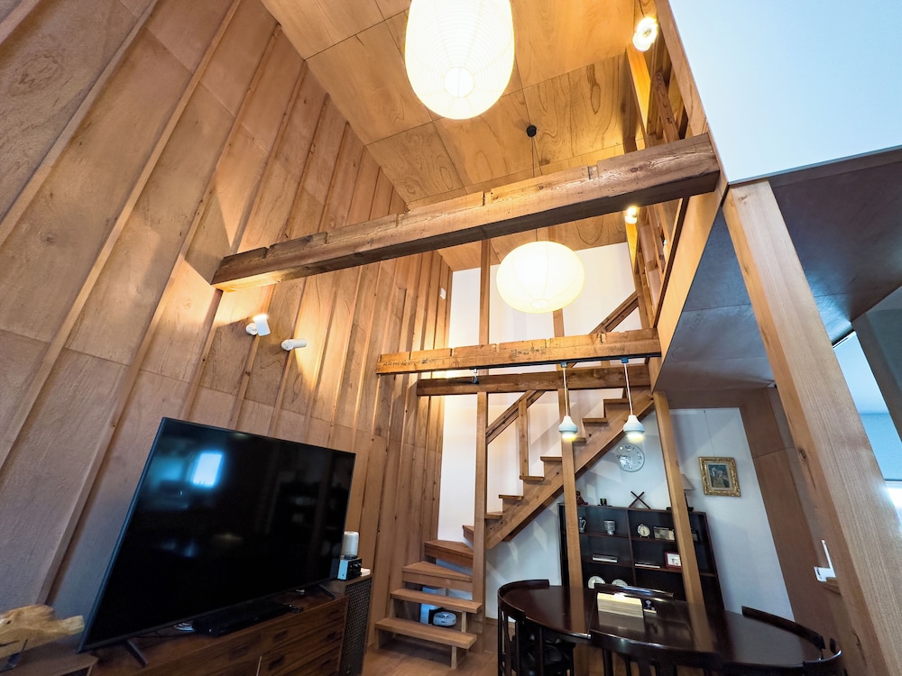 アパートメント 3 ベッドルーム 禁煙 リビング エリア2 | The Cozy Nest MATSUKAWA