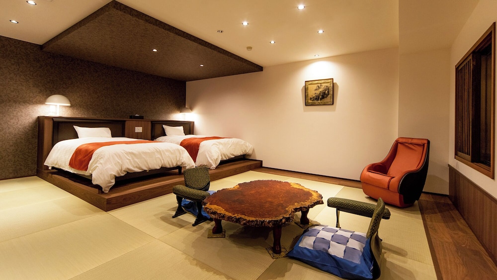 スーペリア ツインルーム 専用バスルーム | はわい温泉　千年亭