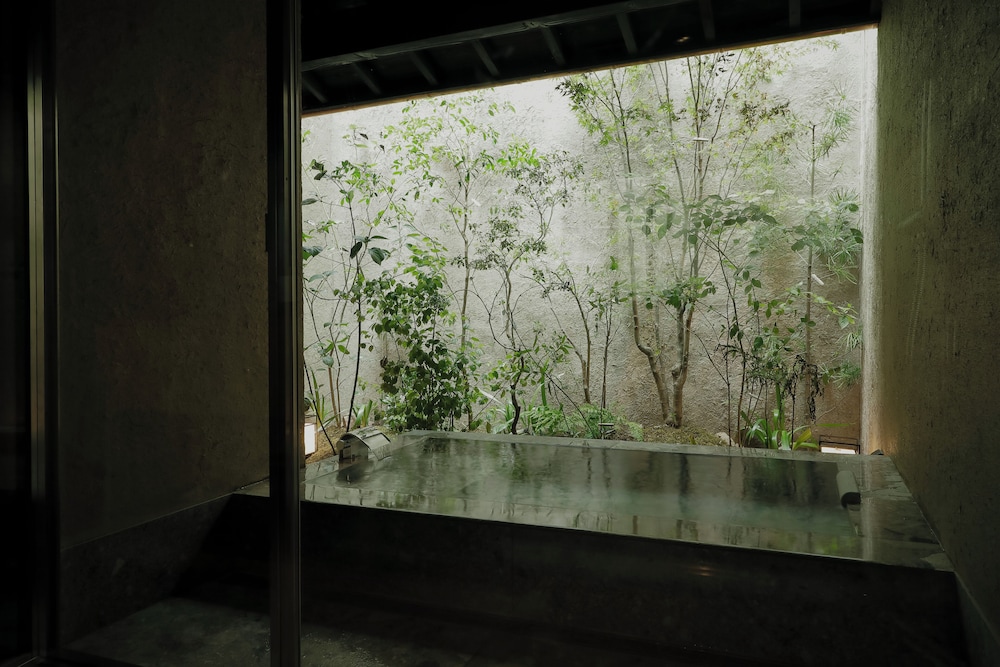 和風ハウス ガーデンビュー バスルーム1 | おぶねの家