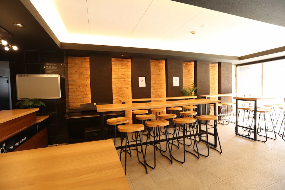 フロント1 | b&天下茶屋