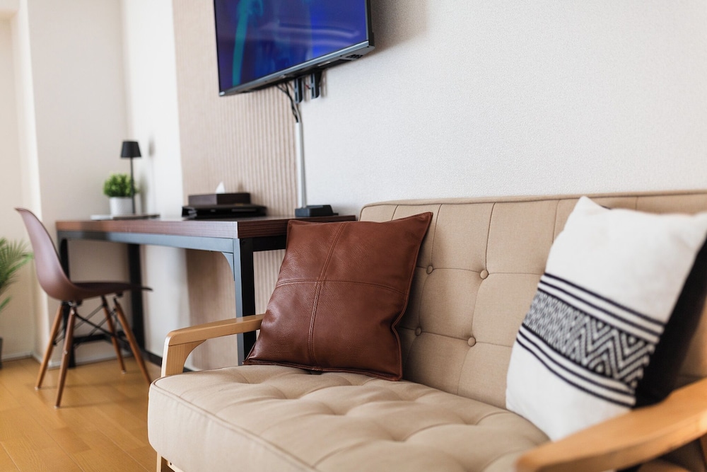 ファミリー ルーム バルコニー シティビュー 客室16 | b&天下茶屋