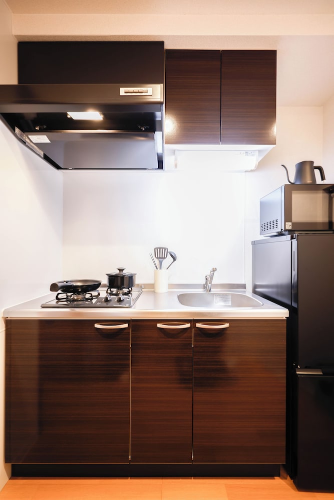 ファミリー ルーム バルコニー シティビュー 専用キッチン0 | b&天下茶屋