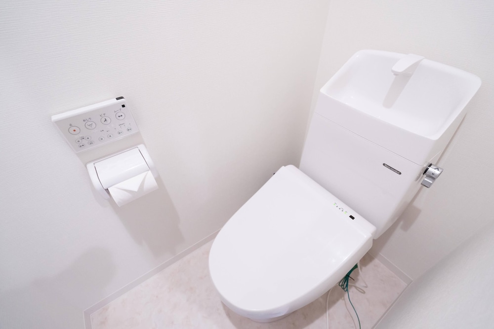 ファミリー ルーム バルコニー シティビュー バスルーム4 | b&天下茶屋