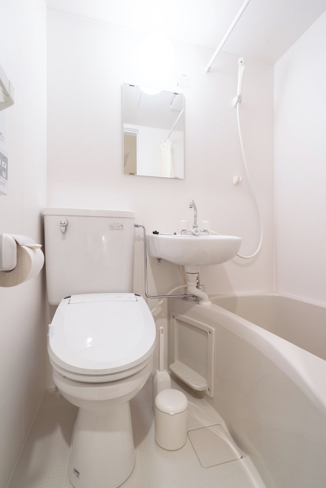 エコノミー ダブルルーム 客室2 | ZONE SHINSAIBASHI WEST