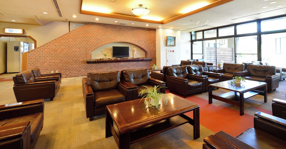 ロビーラウンジ1 | ホテルウェルネス能登路 ロビーラウンジ1 | ホテルウェルネス能登路