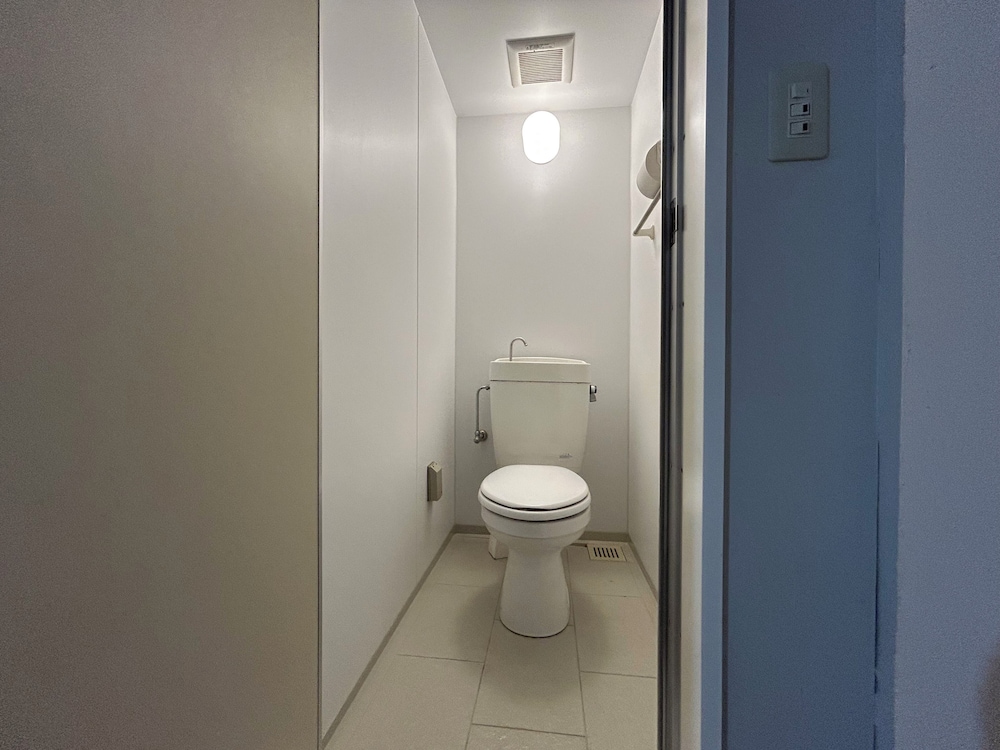 ベーシック シングルルーム バスルーム0 | Arcade Resort Okinawa