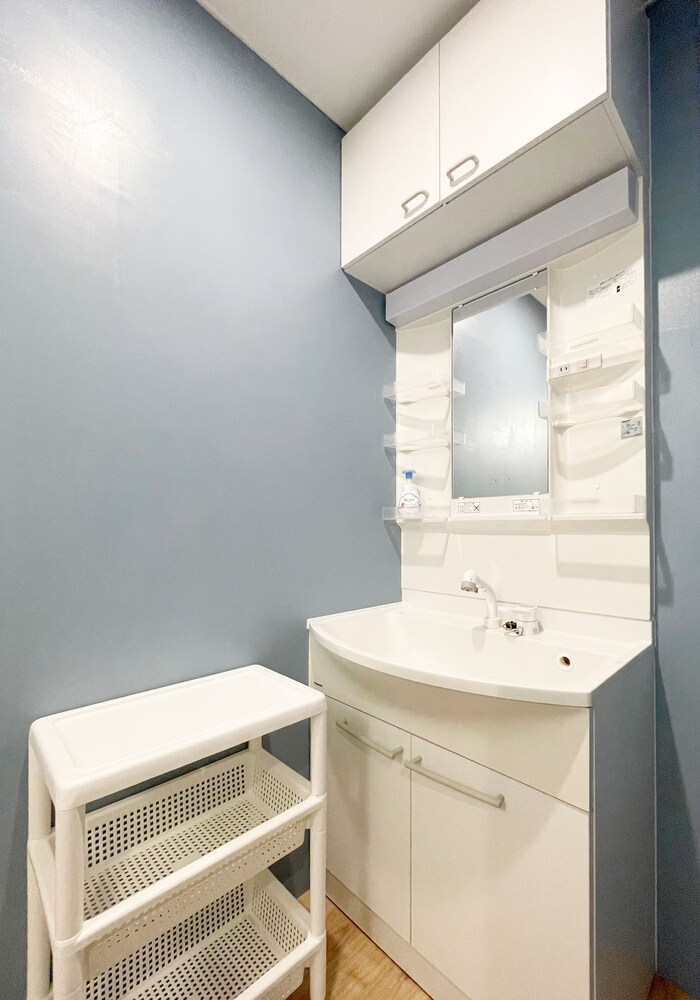 ベーシック ダブルルーム セミダブルベッド 1 台 バスルーム0 | Arcade Resort Okinawa