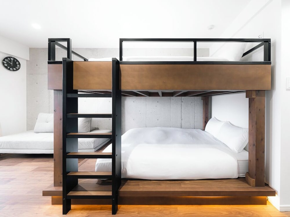 ファミリースタジオアパートメント (ダブル2段ベッド+ソファベッド1台, キッチン付, 最大5名) 禁煙 客室1 | メーアレジデンスホテル 宮古空港前 – Meer Residence Hotel Miyako Airport –