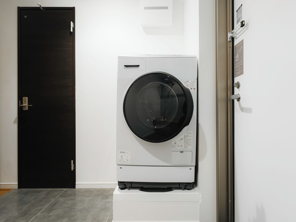 ラージスタジオアパートメント(ダブル2段ベッド+ソファベッド2台, 最大6名) 禁煙 客室の設備とサービス3 | メーアレジデンスホテル 宮古空港前 – Meer Residence Hotel Miyako Airport –