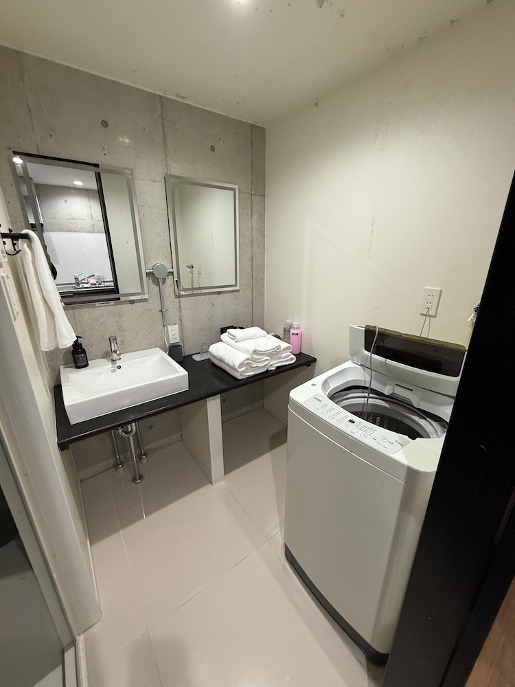 ファミリー スタジオ バスルーム0 | Meer ResidenceHotel MiyakoAirport