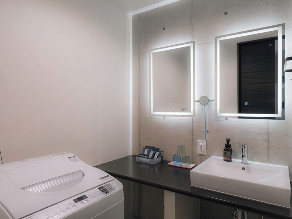 スタジオアパートメント(ダブルベッド+ソファベッド1台, キッチン付, 最大3名) 禁煙 客室の設備とサービス1 | メーアレジデンスホテル 宮古空港前 – Meer Residence Hotel Miyako Airport –