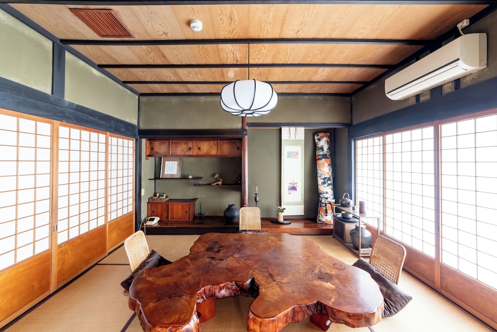 トラディショナル ルーム 禁煙 客室22 | 料理旅館　山里料理　いそべ(Exclusive Tratched Vill）