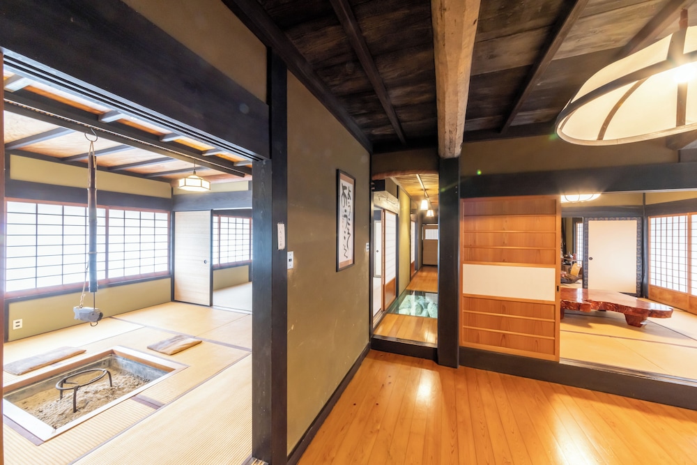 トラディショナル ルーム 禁煙 客室13 | 料理旅館　山里料理　いそべ(Exclusive Tratched Vill）