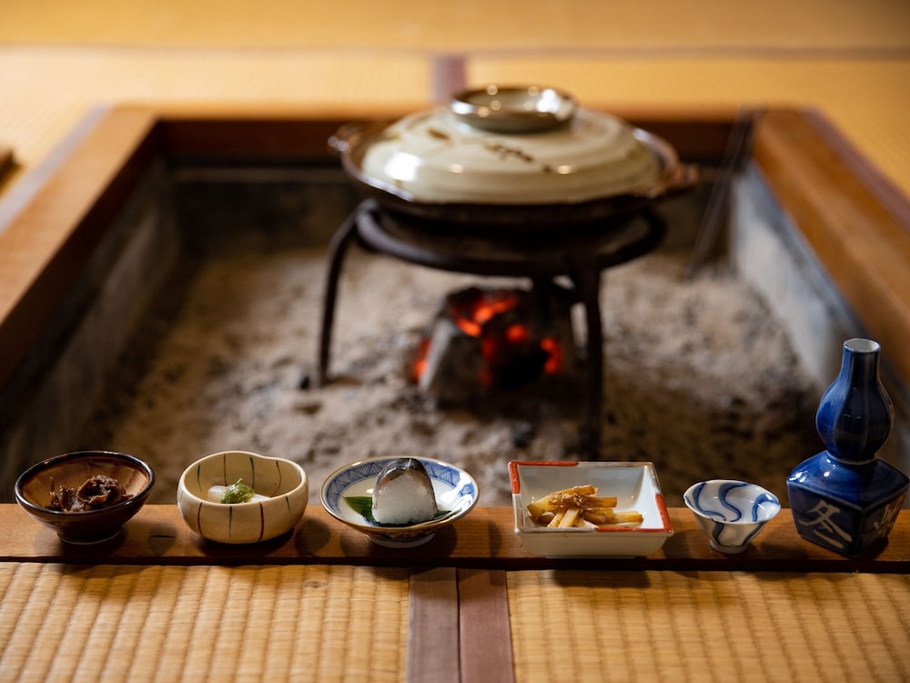 トラディショナル ルーム 禁煙 客室5 | 料理旅館　山里料理　いそべ(Exclusive Tratched Vill）