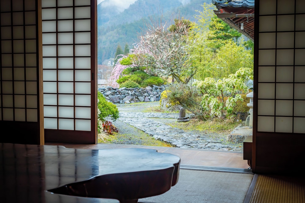 トラディショナル ルーム 禁煙 客室11 | 料理旅館　山里料理　いそべ(Exclusive Tratched Vill）