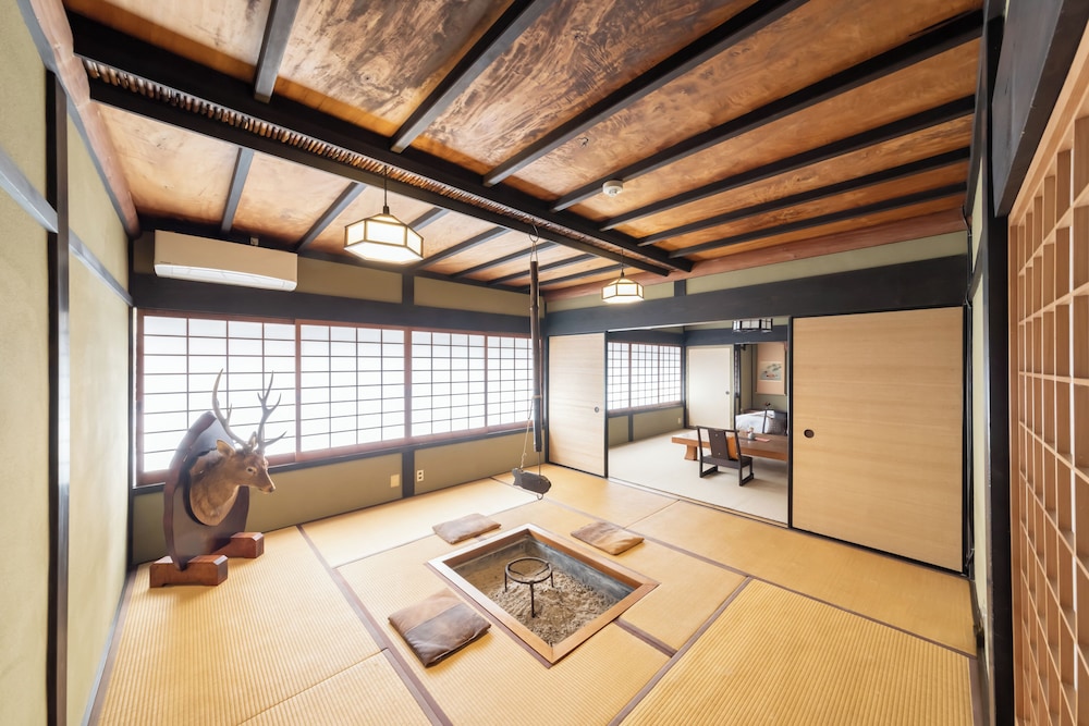 トラディショナル ルーム 禁煙 客室15 | 料理旅館　山里料理　いそべ(Exclusive Tratched Vill）