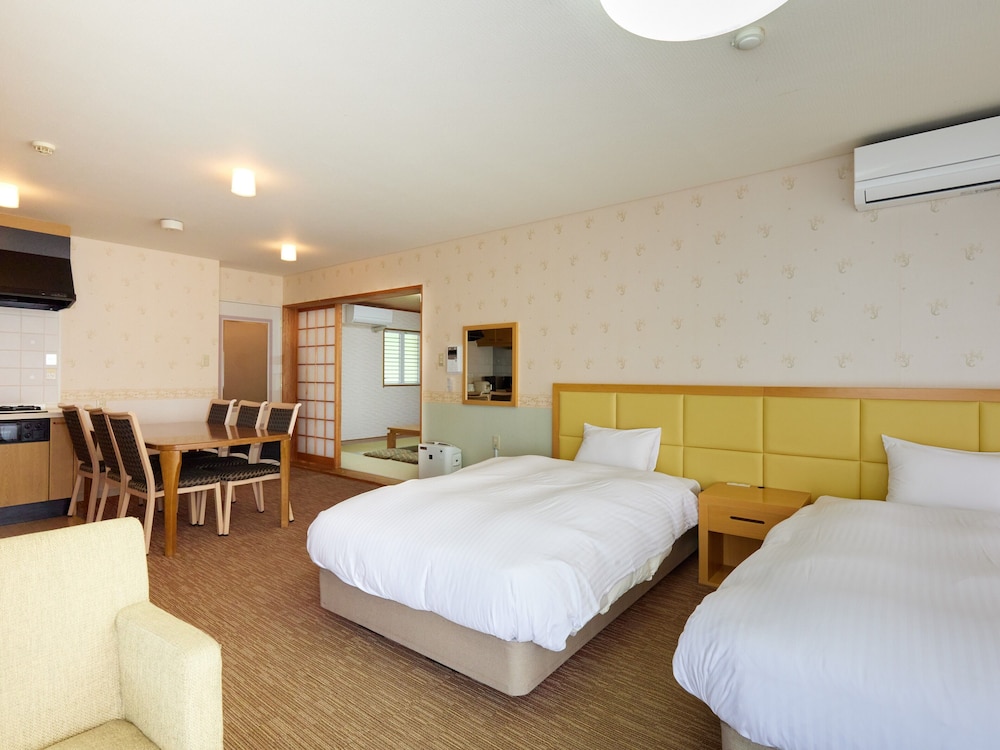 60 sqm 和洋室６名定員 禁煙 | レイセニット城崎スイートVILLA