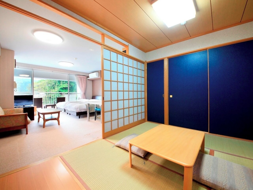 50 sqm 和洋室 ４名定員 禁煙 | レイセニット城崎スイートVILLA