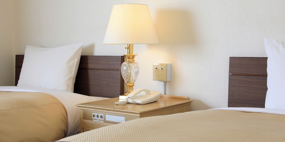 デラックス ツインルーム ガーデンビュー 客室17 | ヴィラ・ザ・クラブ 御殿場ウエスト