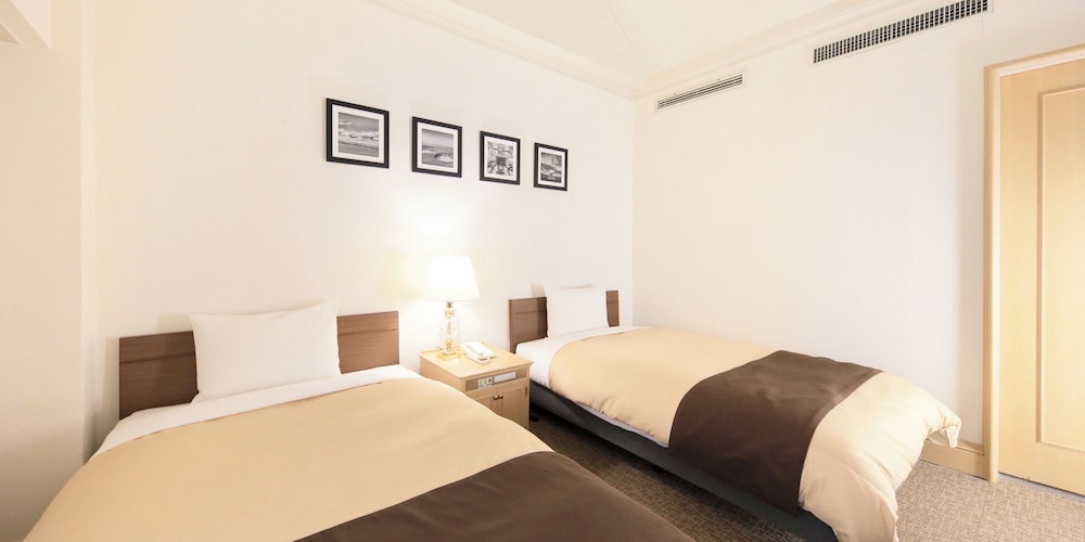 デラックス ツインルーム ガーデンビュー 客室5 | ヴィラ・ザ・クラブ 御殿場ウエスト