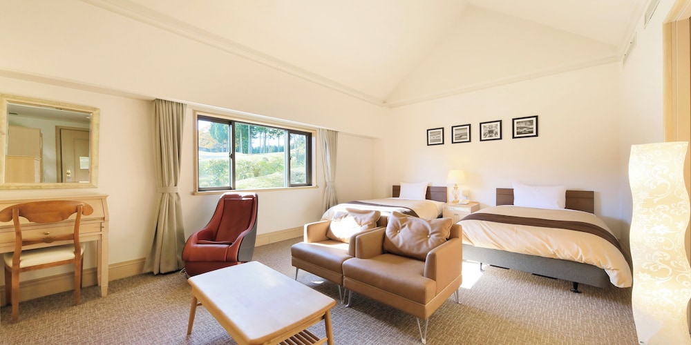 デラックス ツインルーム ガーデンビュー | ヴィラ・ザ・クラブ 御殿場ウエスト